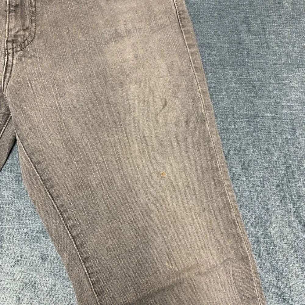 Vintage Levi's 545 Bootcut Jeans Womens 8M 32x29 Gray Cotton Low Rise Frayed Hem